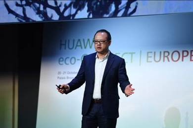 Vincent Pang, presidente de Huawei para Europa occidental durante Huawei eco-Connect Europe 2016.