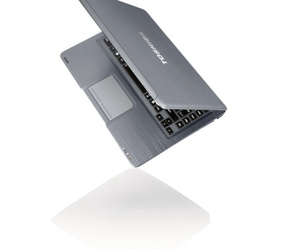 toshiba-ultrabook-satellite-u840t-104