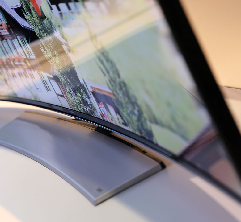 Samsung anuncia un PC con pantalla curva