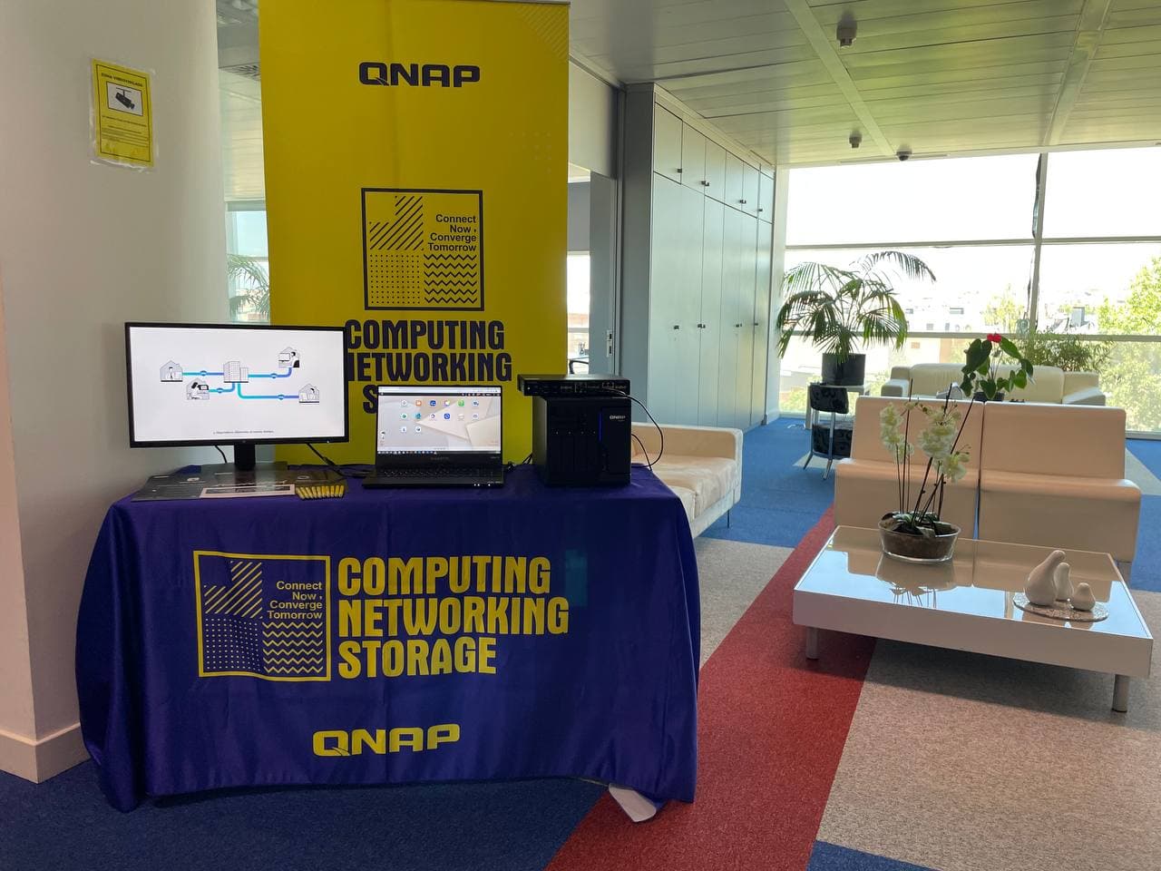 QNAP se vuelca en el trabajo híbrido